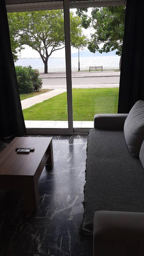 Nafpaktos Seaside Apartment Kültér fotó