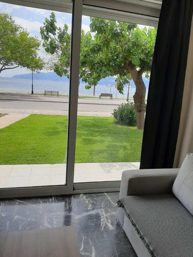 Nafpaktos Seaside Apartment Kültér fotó