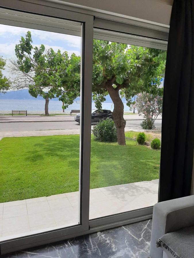 Nafpaktos Seaside Apartment Kültér fotó