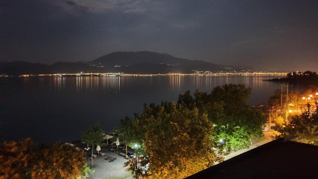 Nafpaktos Seaside Apartment Kültér fotó